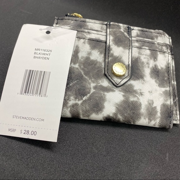 Steve Madden Tie Dye Credit Card Wallet - Picture 10 of 11